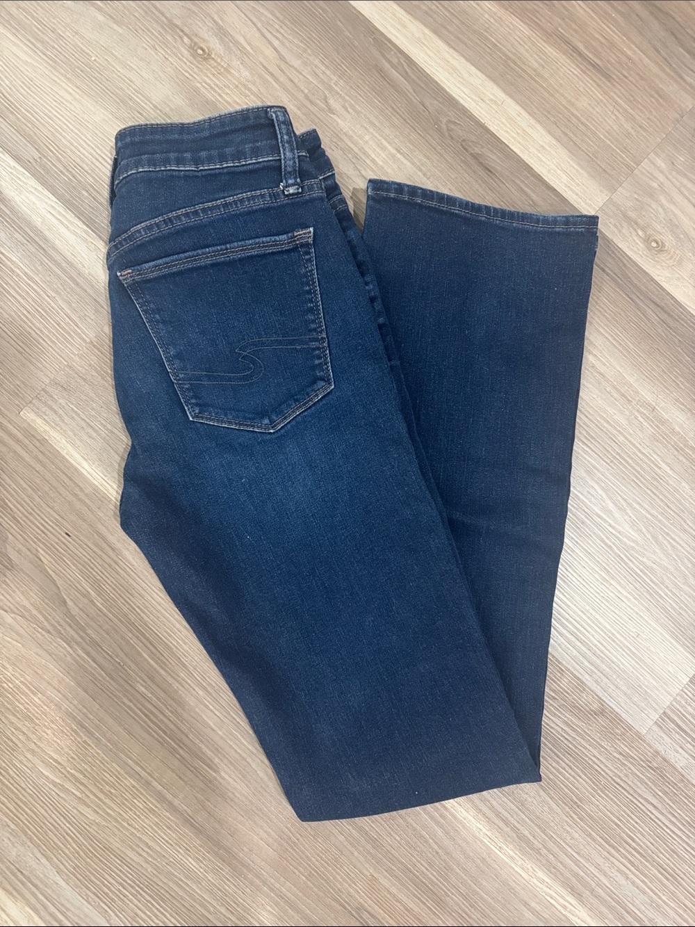 Silver Jeans Co. Avery Slim Boot. Bootcut Jeans Blue Waist 28/L33 Like New